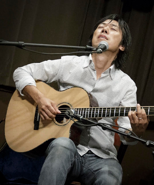 Larrivée Guitars - Hiroya Tsukamoto - Artists